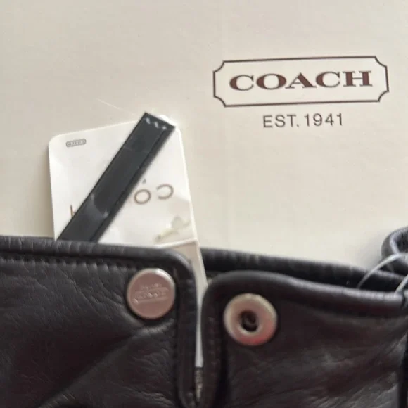 Coach Black Leather Men's Gloves - Picture 5 of 7